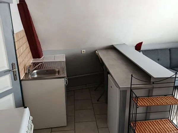 Studio meublé