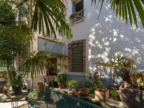 CARCASSONNE ? CENTRE ? Maison de Maître T12 453m² (256m² hab.) avec jardin, grand garage et dépendan