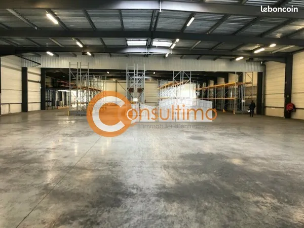 ENTREPOT - LOGISTIQUE 2000 m² LE HAILLAN