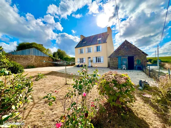 Maison familiale 5ch- DPE B, beaux volumes et grand garage
