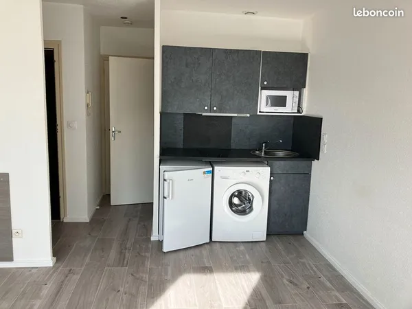 Studio 1 pièce 26 m²