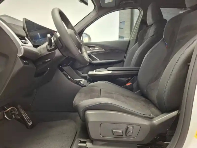 Bmw X1 xdrive 25e 245ch dkg7 — photo 39