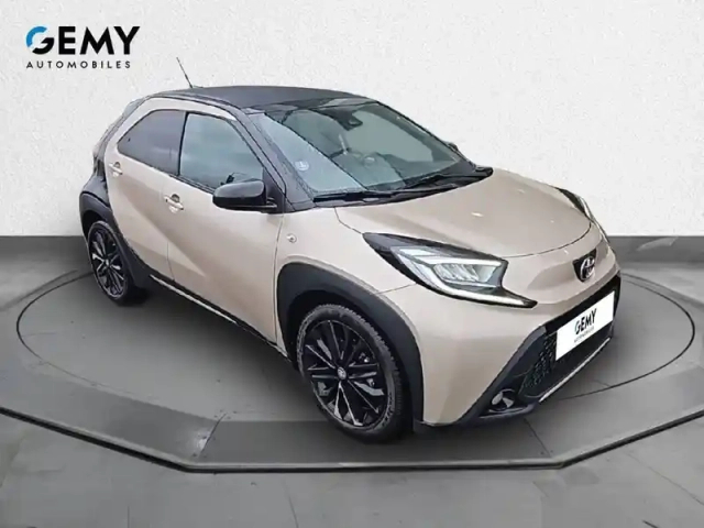 Toyota Aygo X 1.0 vvt-i 72 — photo 3