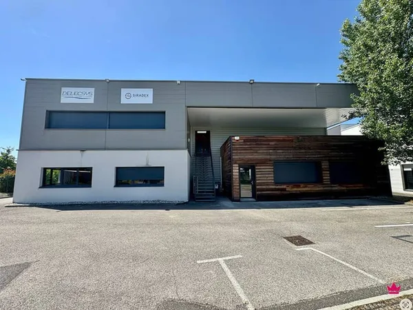Bureaux 222 m²