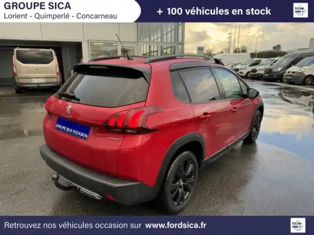 Peugeot 2008 1.2 puretech 110ch e6.c gt line s&amp;s eat6 — photo 3