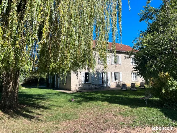 Superbe maison familiale 250m2 sur 45 ares de terrain arboré