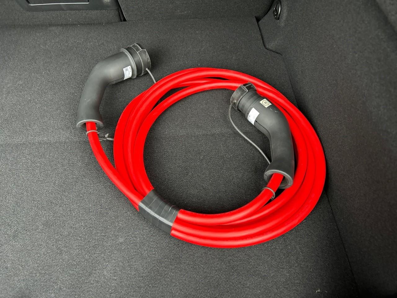 Peugeot 308 e-308 156ch batterie 55 kwh gt exclusive — photo 19
