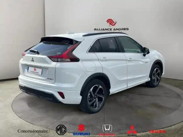 Mitsubishi Eclipse cross 2.4 mivec phev 188ch intense style 4wd — photo 5