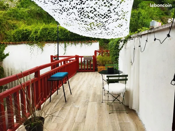 T2 meublé rénové avec terrasse et jardin