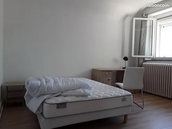 Colocation avec une personne Angers appât spacieux