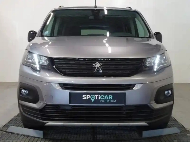 Peugeot Rifter taille xl - moteur electrique 136 ch (100 kw) automatique gt — photo 3
