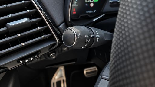 DS DS7 Crossback 1.6 THP 225  Hybride e-EAT8 - Performance Line + – 2021 – 47496 km – Hybride rechargeable – Boîte Automatique — photo 31