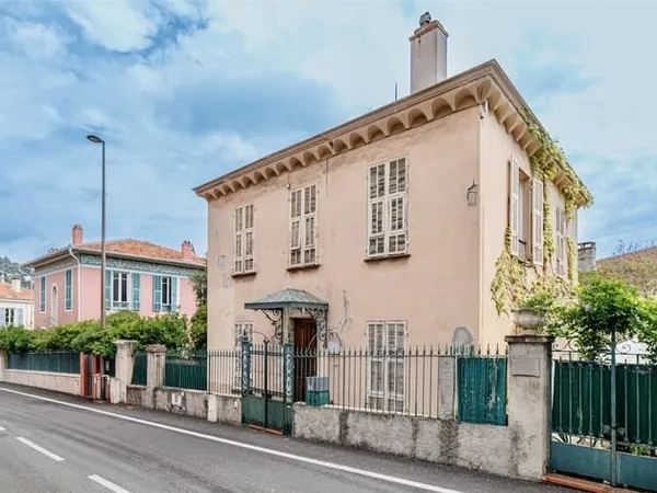 Exclusivite - Maison D'epoque Au Centre De Villefranche-Sur-Mer