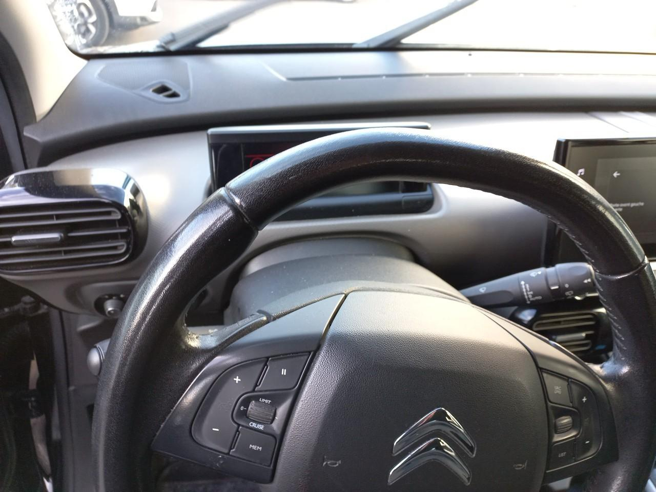 Citroën C4 Cactus bluehdi 120 s&s eat6 shine business — photo 2