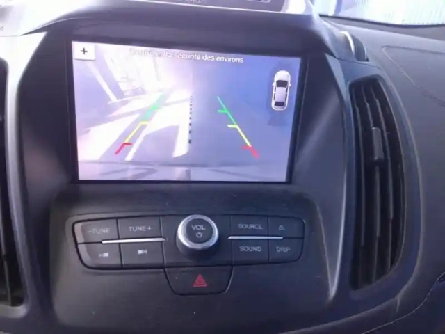 Ford Kuga 1.5 flexifuel-e85 150ch stop&amp;start vignale 4x2 bva euro6.2 — photo 6