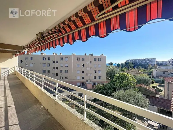 Appartement 4 pièces 94 m²