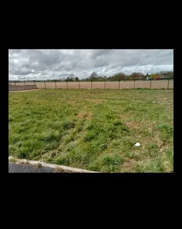 Terrain constructible viabilisé suippe