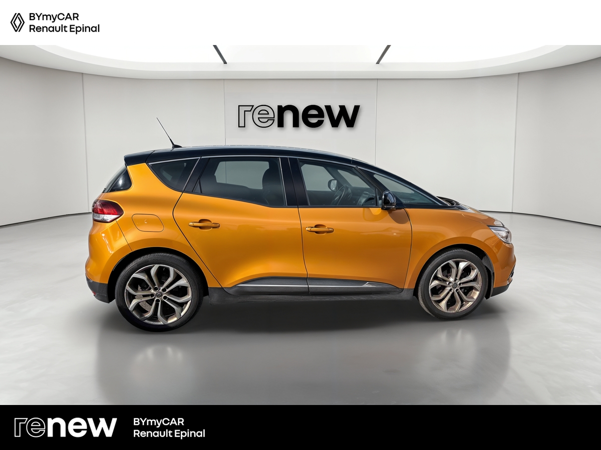 Renault Scenic TCe 140 FAP EDC — photo 6