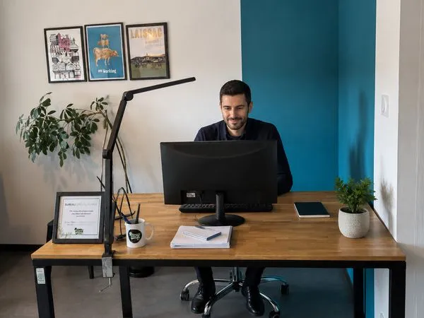 Bureau tout équipé à Laissac - À partir de 190 /mois tout inclus