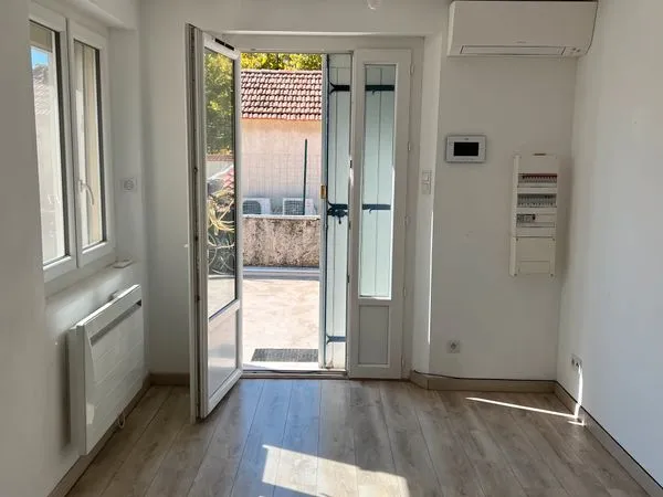 Appartement T1 avec grande terrasse