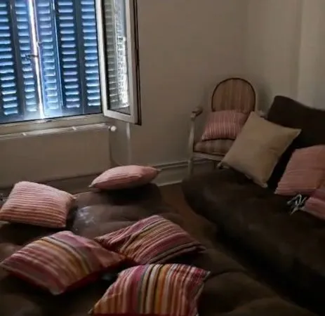F2 MEUBLÉ 53 m² - LYON 7e - 990 TOUT COMPRIS