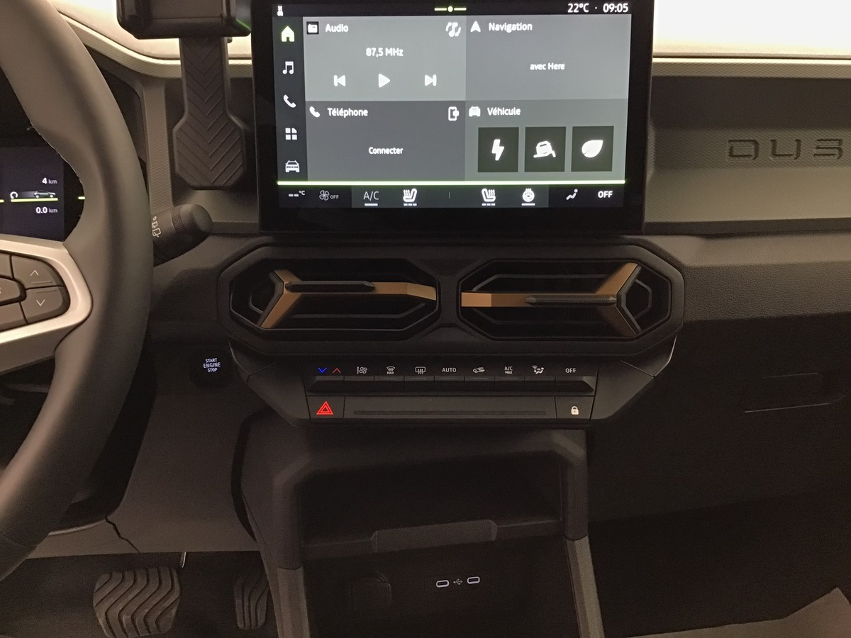 Dacia Duster — photo 14