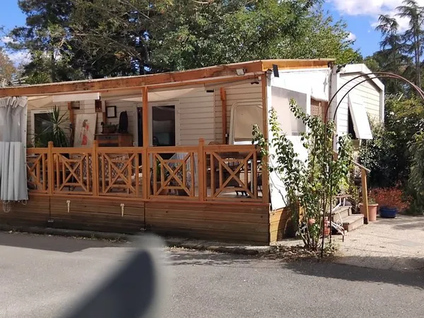 Chalet d habitation à l année