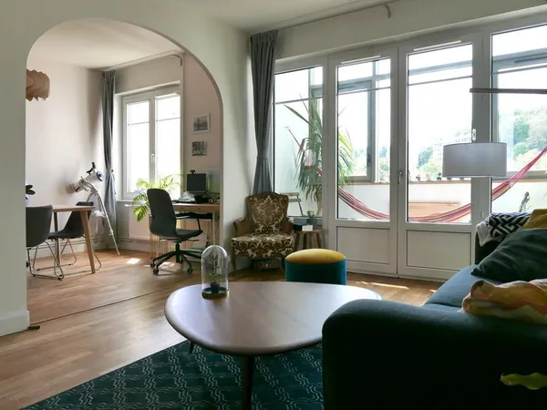 Appartement traversant 74 m² ? Lyon 9e / Au pied du métro D