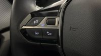Peugeot 2008 1.2 PureTech 130ch S&S Allure — photo 27