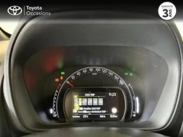 Toyota Aygo X 1.0 vvt-i 72ch collection — photo 14