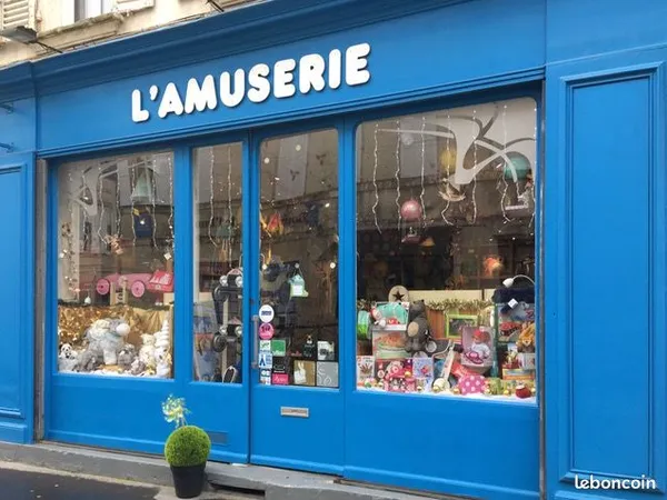 Commerce jeux et jouets à reprendre