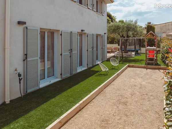 Maison avec jardin