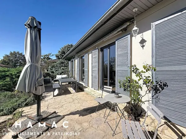 Vends maison - 140 m² - 6 pièces, 4 chambres - Francheville 69340