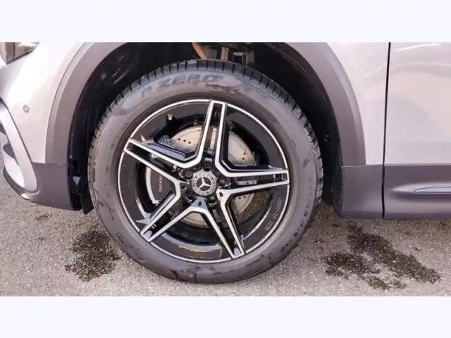 Mercedes Glb 200 d — photo 9