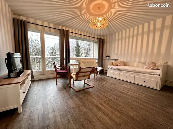 Studio 1 pièce 32 m²