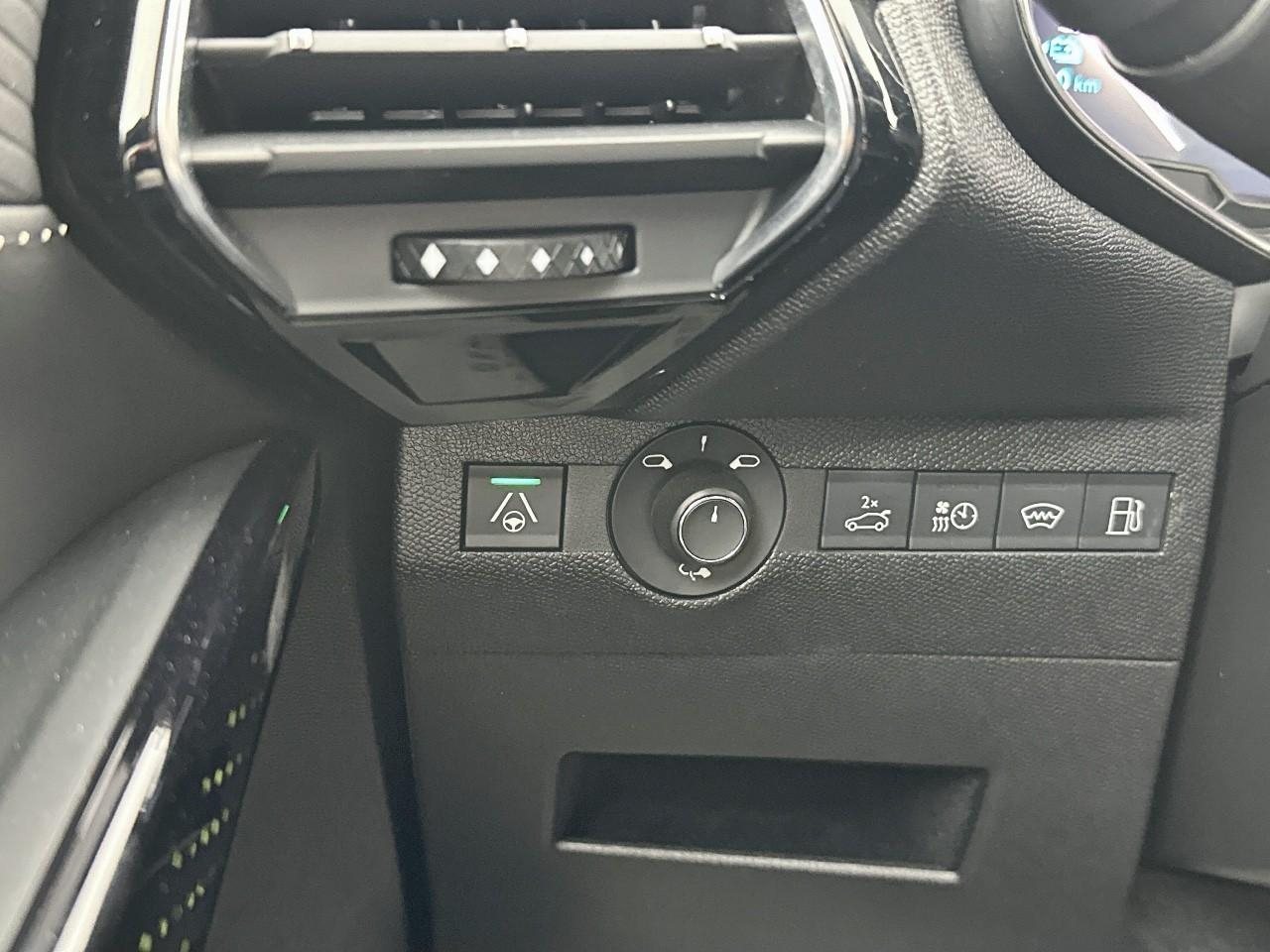 Ds Ds 7 crossback hybride rechargeable e-tense 360 eat8 4x4 performa — photo 15