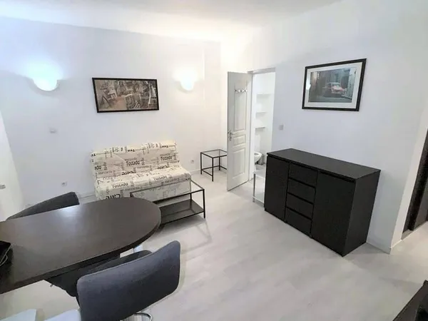 Studio 1 pièce 22 m²