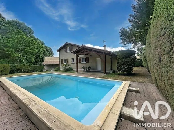 Maison 4 pièces 90 m²