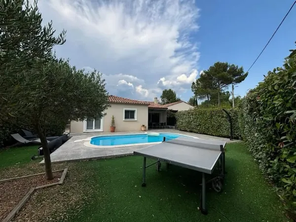 Villa 4 pièces 100 m²