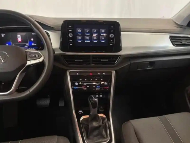 Volkswagen T-Roc 1.5 tsi evo2 150 start/stop dsg7 vw edition — photo 10