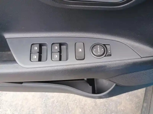 Kia Stonic 1.0 t-gdi 100 ch isg bvm5 active — photo 20
