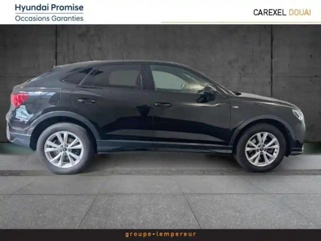 Audi Q3 sportback 45 tfsi e 245ch s line s tronic 6 — photo 5
