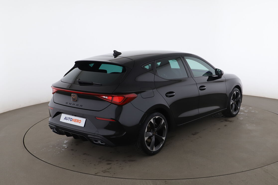 Cupra Leon 1.5 eTSI V DSG7 — photo 5