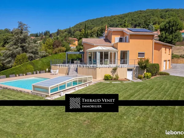 Maison 5 pièces 155 m²