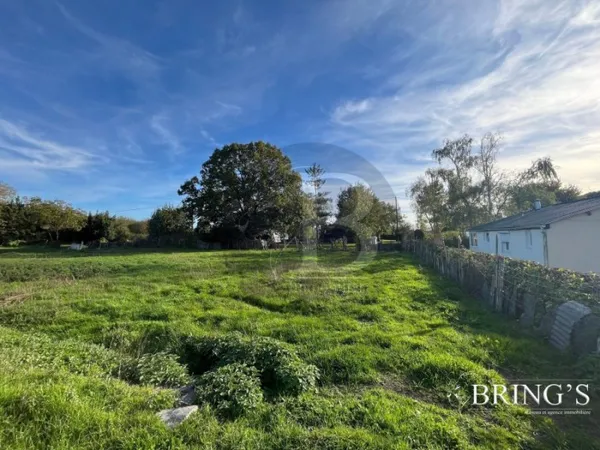 Terrain 1275 m²