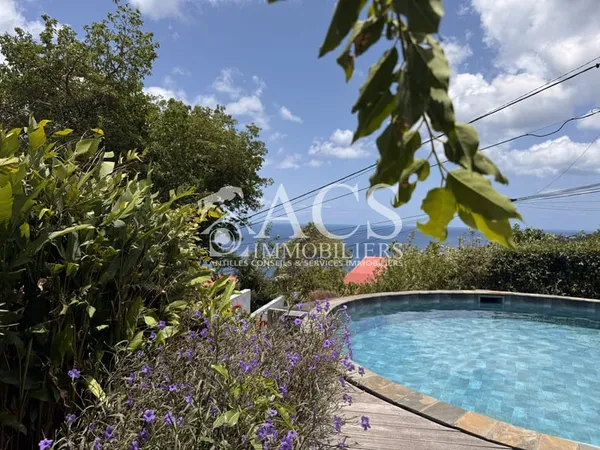 Villa T5 meublée avec piscine vue mer - SCHOELCHER