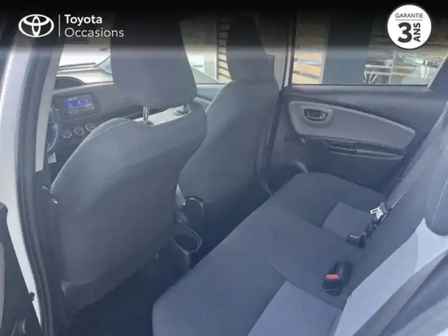 Toyota Yaris 70 vvt-i france connect 5p my19 — photo 12
