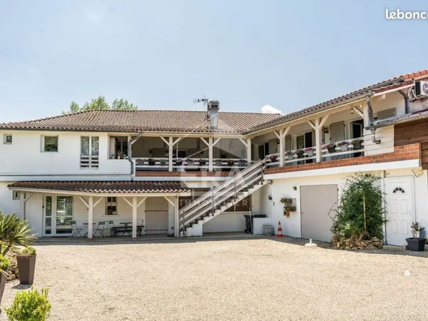 Maison 16 pièces 506 m²
