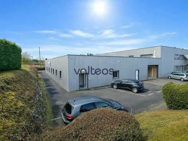 Local d'activité 860 m²