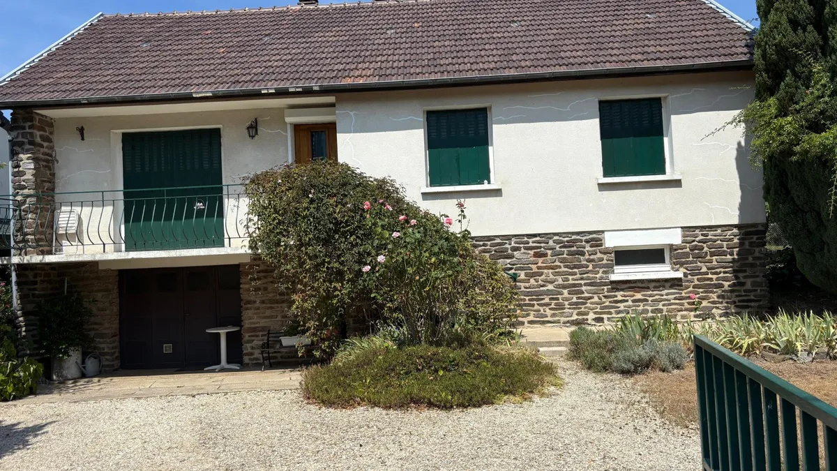 Photo 1